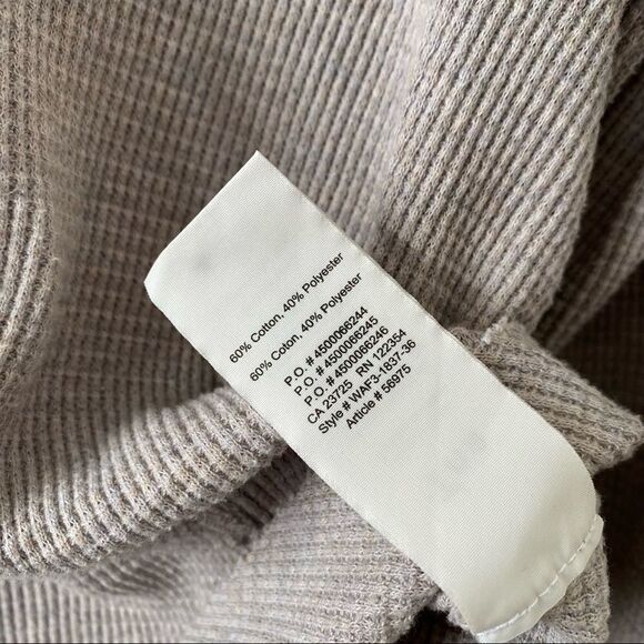 ARITZIA-TNA Waffle Knit Nevado Thermal (Small) - Picture 12 of 13
